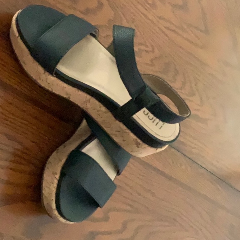 Woman’s platform shoes